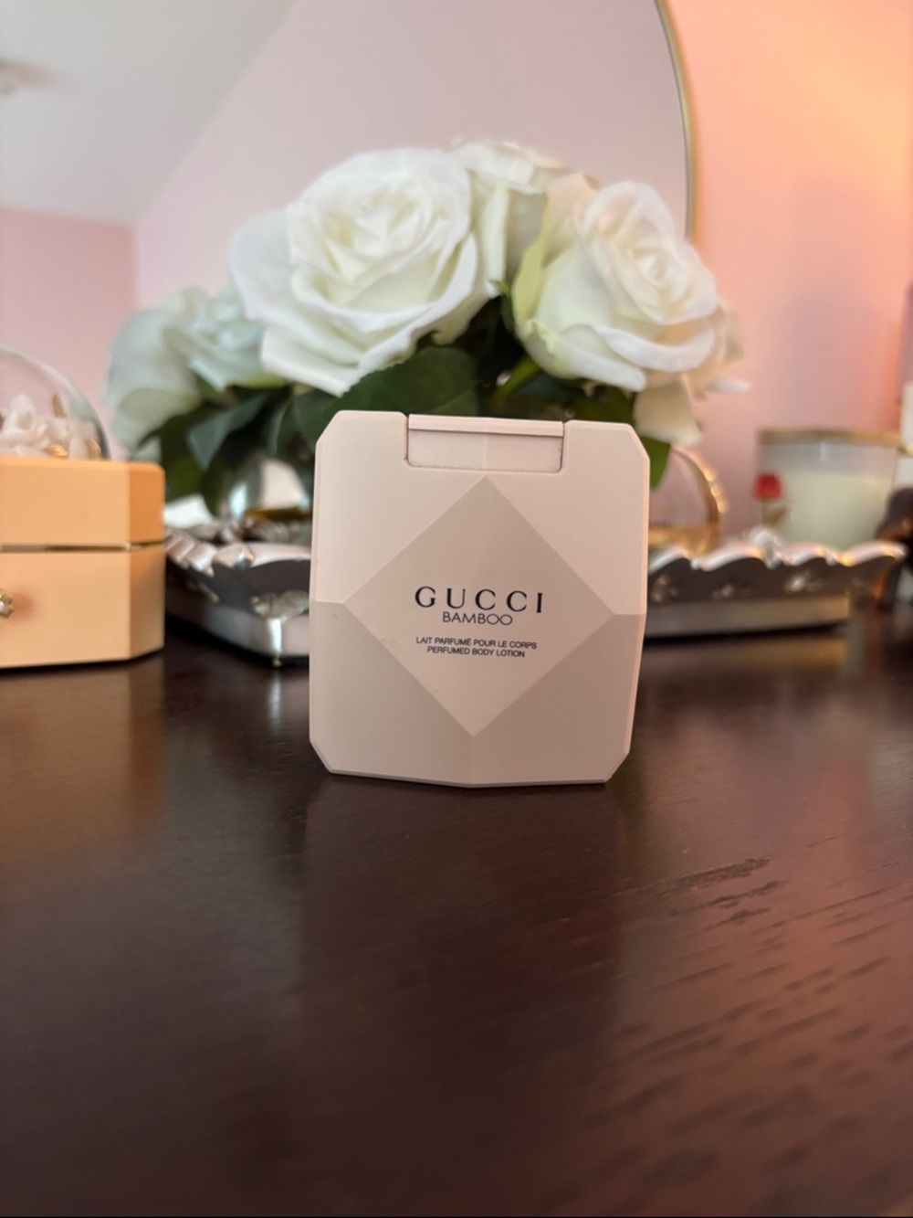 Gucci Bamboo Compact Lotion - Cream White